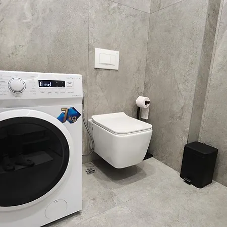 Blue Apartmán Golem (Tirana)